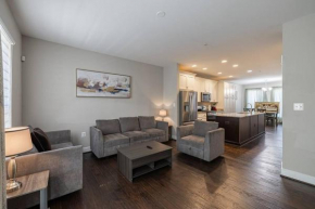 Modern LUX 4 BR Garage Parking
